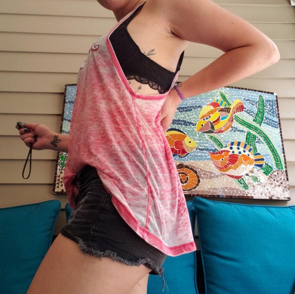 Tank top - Picture 2 of 3